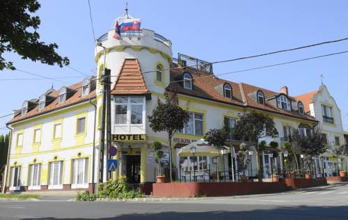 Fonyód Hongrie Hôtel préféré Booking.com